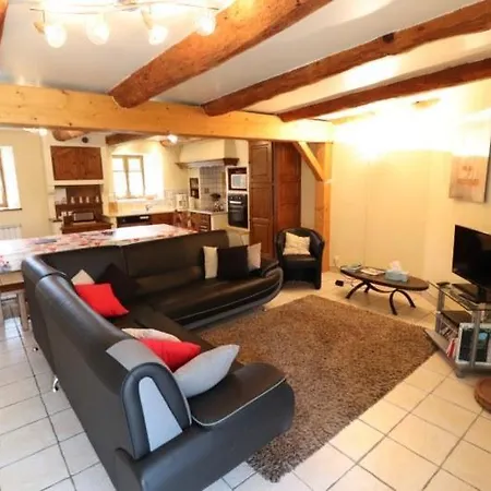 Campagne Chez Sylvie Hébergement de vacances Villedieu (Cantal)
