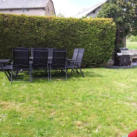 Campagne Chez Sylvie Hébergement de vacances Villedieu (Cantal)